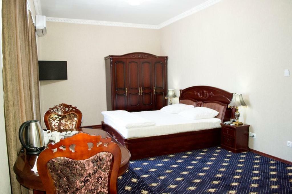 Bokhtariyon Hotel Qurghonteppa Exterior foto