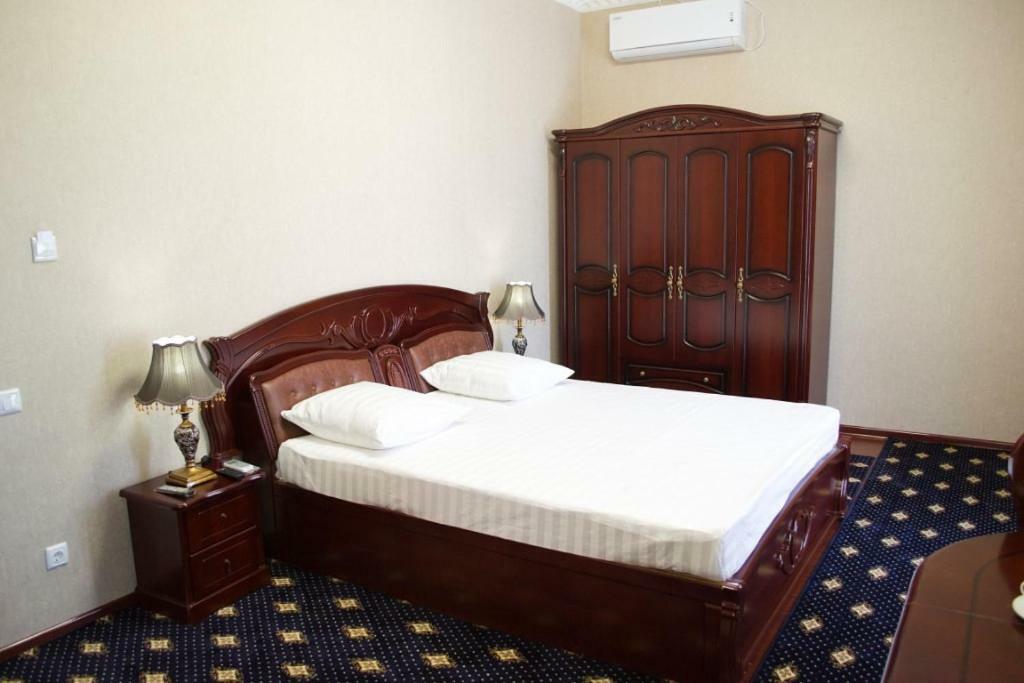 Bokhtariyon Hotel Qurghonteppa Exterior foto